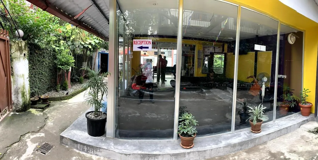 Hostel Himalaya contacts
